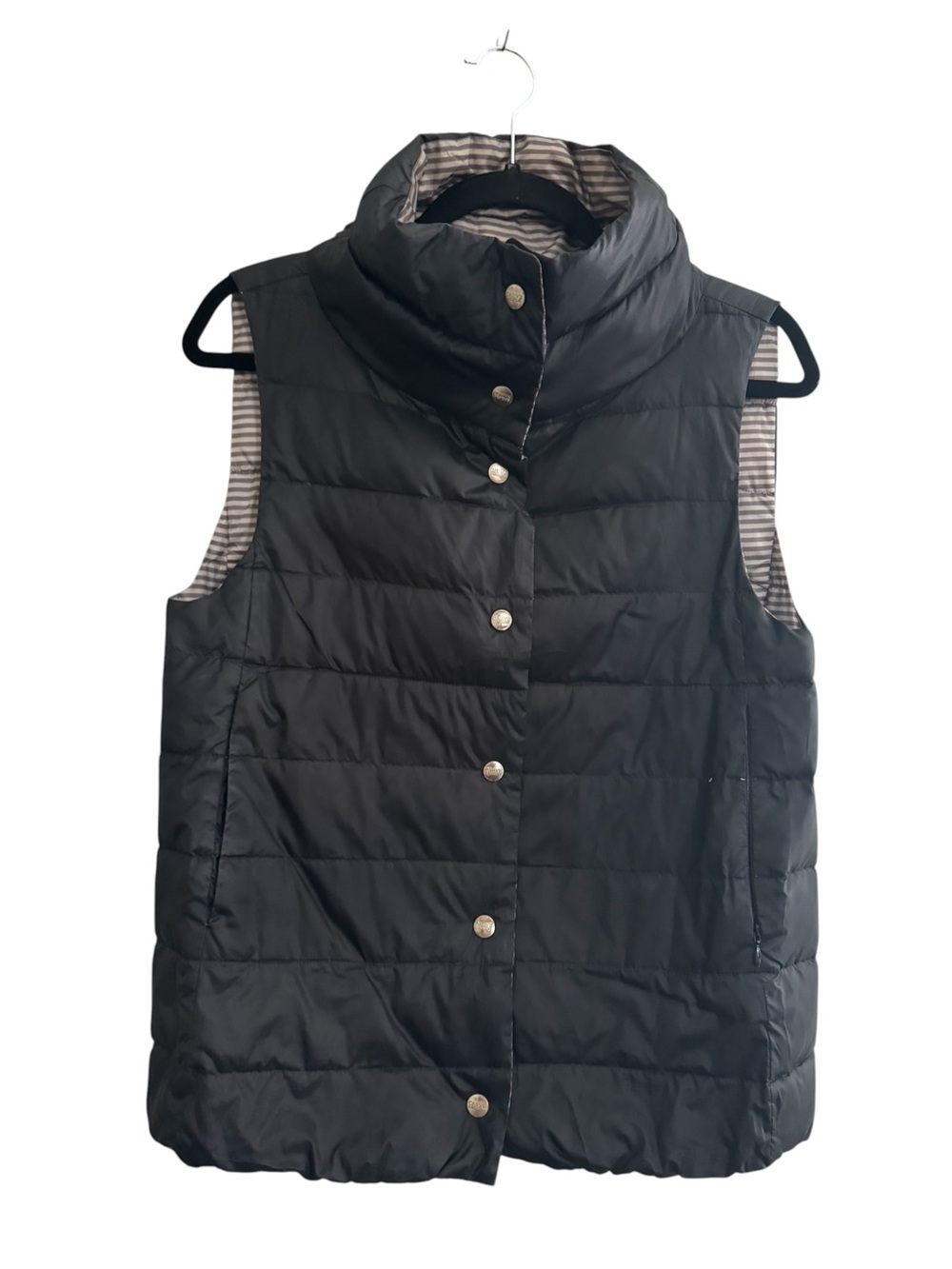 Carve Designs REVERSIBLE womens Medium Down Puffer Vest Black / Taupe Stripe #NE